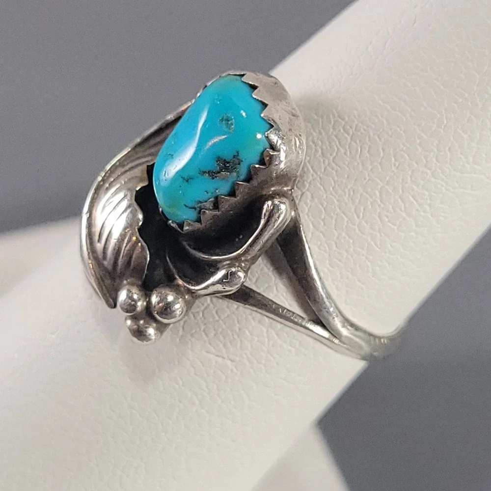 Sterling Silver Turquoise Ring Womens Size 6 Blue Leaf Bead Southwestern Style